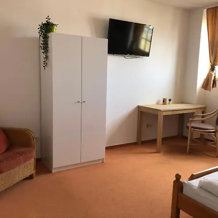 Doppelbettzimmer 25 Qm 50 Meter Zum Strand Mit Fruhstuck Bed & Breakfast
